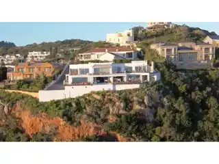 World-class Residence with Unrivaled Views