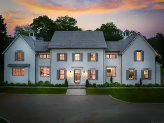 Modern Luxury with Exceptional Craftsmanship