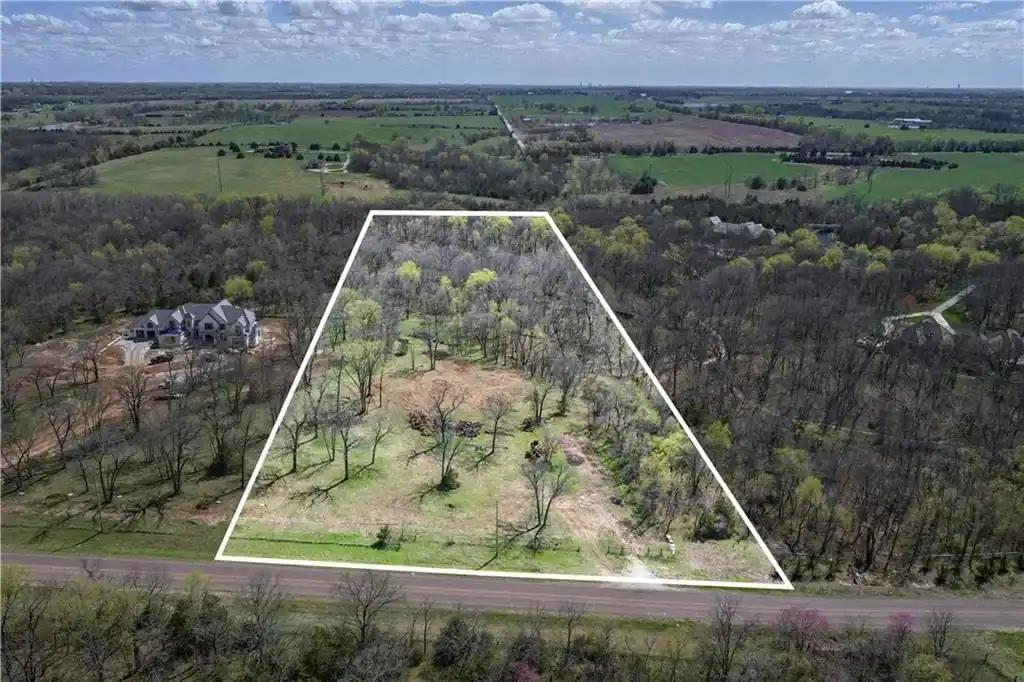 10 Acres in Prestigious Wolf Valley Ranch