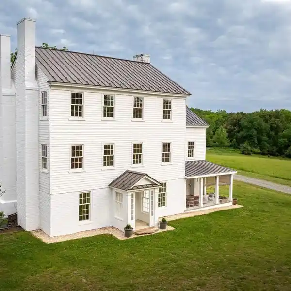 HISTORIC VIRGINIA FARMSTEAD WITH TIMELESS CHARM