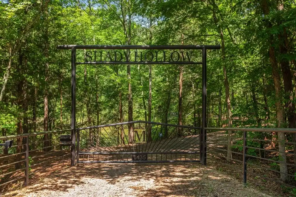 Shady Hollow Ranch