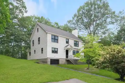 Stunning Brand-New Construction Home