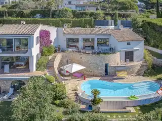 Refined Architect-Designed Villa