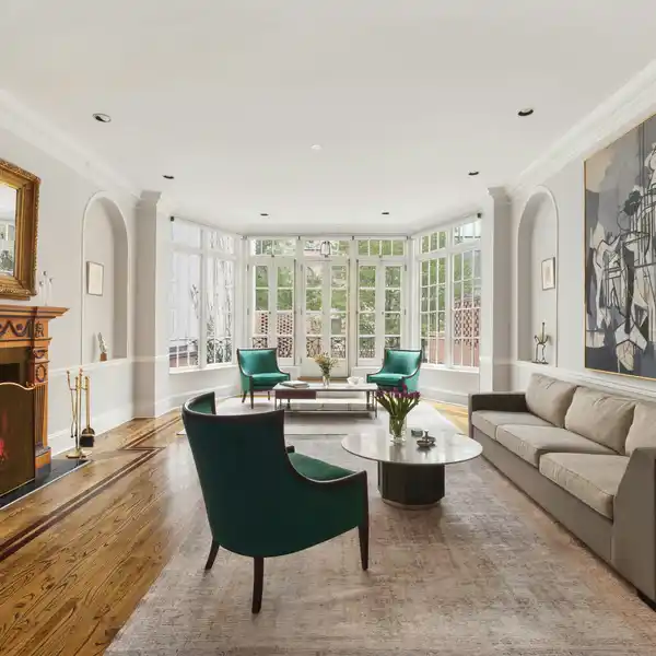 BE A PART OF THE UPPER EAST SIDE RENAISSANCE