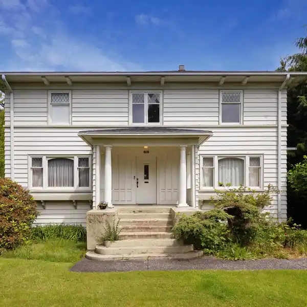 GREAT POTENTIAL IN A GREAT LOCATION