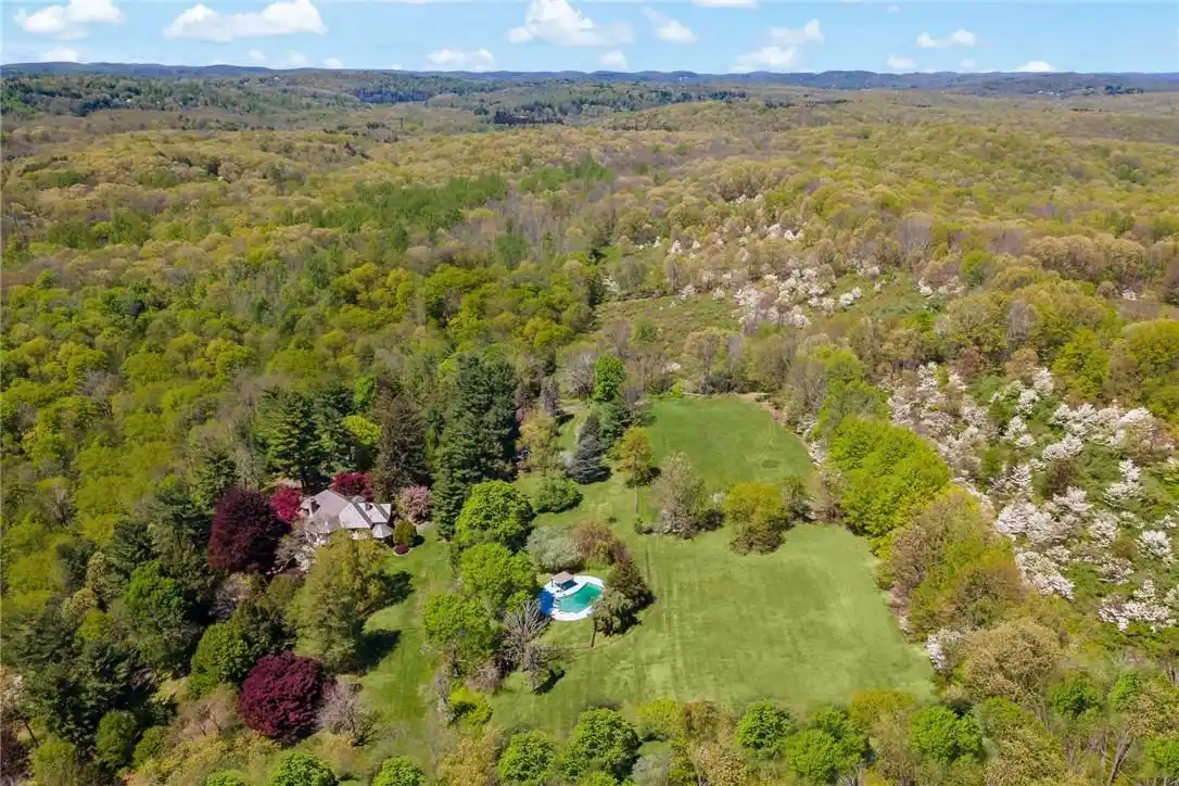 Pine Hill Estate