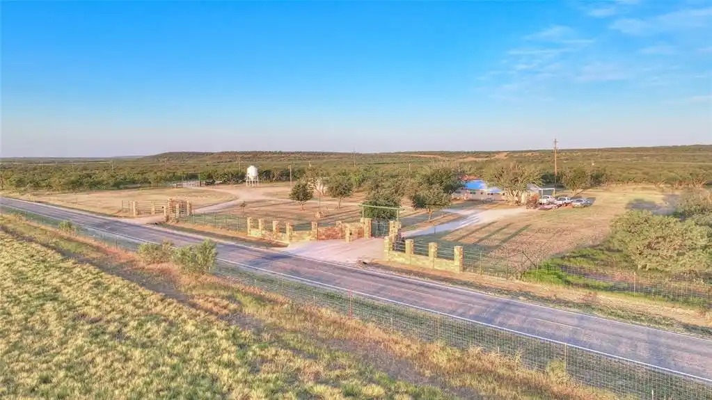 Fully Equipped Coleman County Ranch