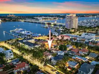 Dream Estate in the Heart of Providencia Park