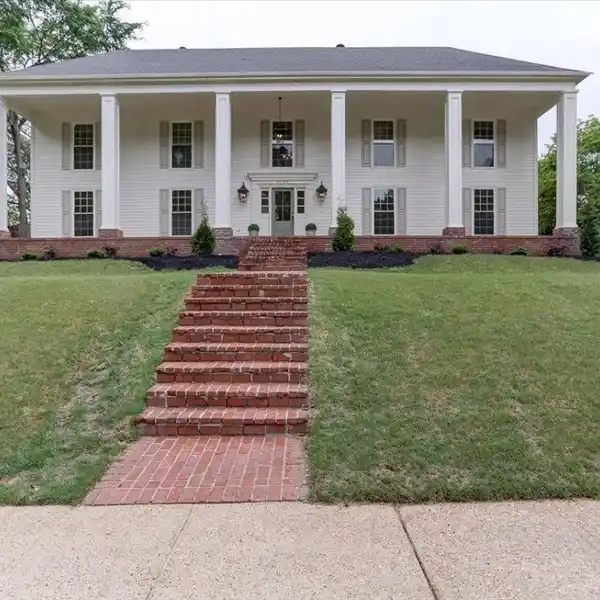 YOUR DREAM HOME IN THE HEART OF GERMANTOWN