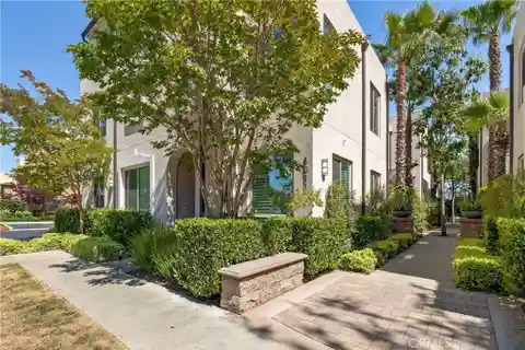 Private Terrace Home with Resort-style Amenities