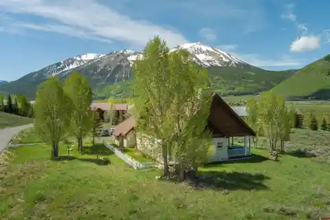 Gorgeous Home in Silver Sage