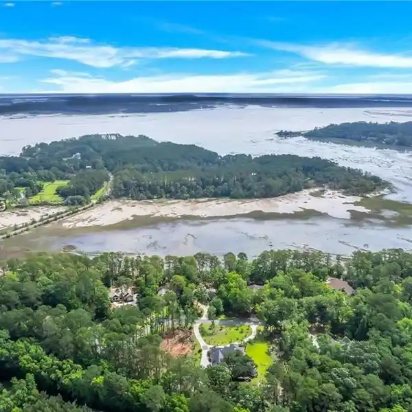 MARSHFRONT LIVING IN PRESTIGIOUS ROSE HILL EQUESTRIAN SIDE