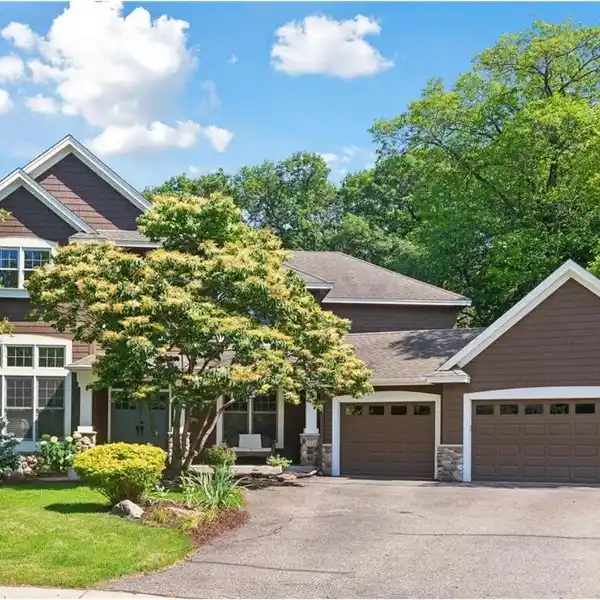 EXCEPTIONAL HOME ON BEAUTIFULLY LANDSCAPED GROUNDS