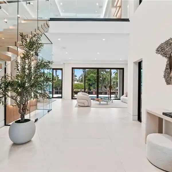 ARCHITECT-DESIGNED MODERN WATERFRONT HOME IN SEVEN ISLES