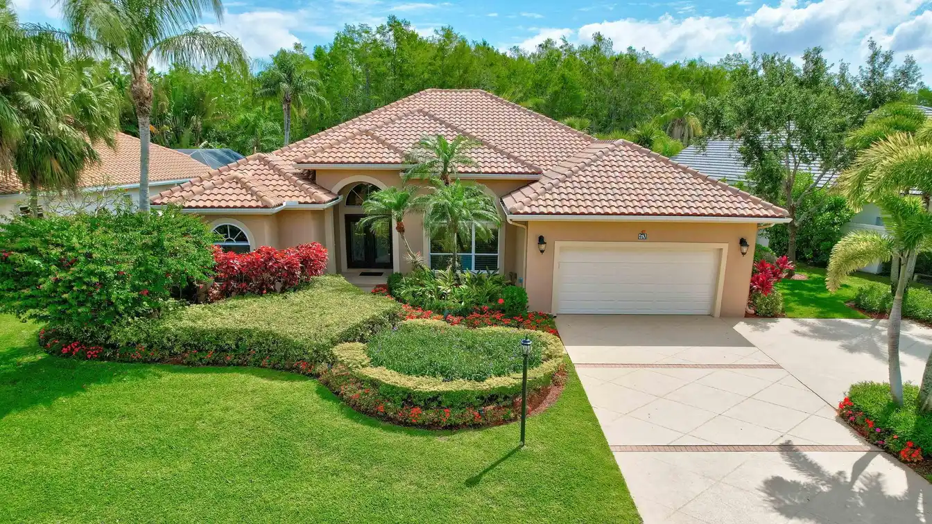 Custom Home in a Tropical Paradise Setting