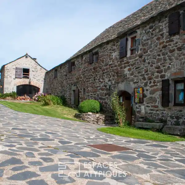 VERSATILE FARMHOUSE STEEPED IN HISTORY