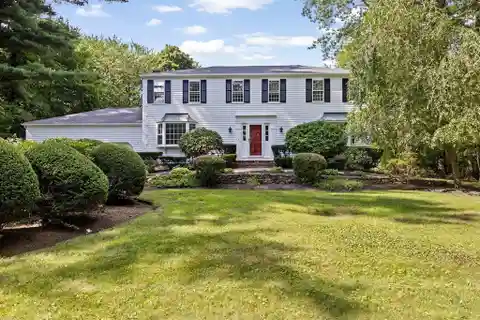 Lovely Classic Colonial