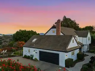 Terra Bella Estates Custom Home with Sweeping Views