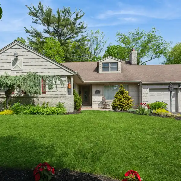 LOVELY RESIDENCE IN TODD ESTATES