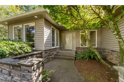 Tranquil Home in Gales Creek