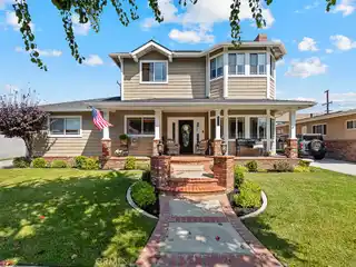 Elegance and Comfort in a Sought-After Neighborhood