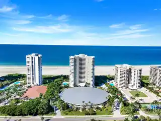 Luxurious Living at Summit House