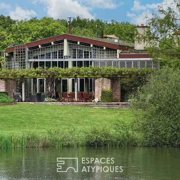 LIVE ARTFULLY IN A LIVING LANDSCAPE