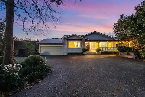 Homestead That Is Lifestyle Rich with Country Character