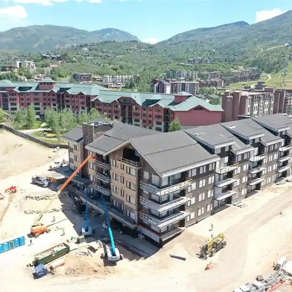 FIRST FLOOR CORNER HOME IN THE AMBLE