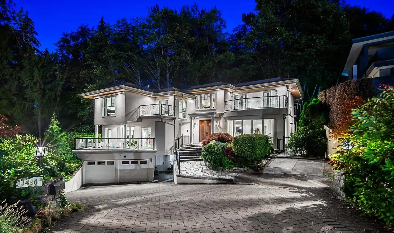 Custom Home on a Large Lot at the End of a Cul-de-sac
