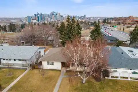 Expansive Bungalow in Convenient Location