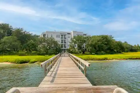 Luxury Condo with Incredible River Views