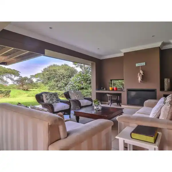 DESIGNER LUXURY AMID NATURAL BEAUTY