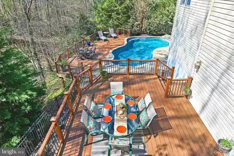 Upgraded and Expanded Colonial in Wayside
