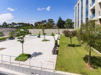 THREE BEDROOM APARTMENT IN PRESTIGIOUS CONDOMINIUM