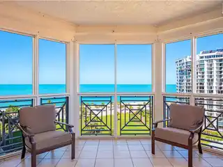 Exclusive Residence in Park Shore