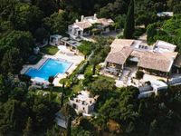 THE ULTIMATE IN LUXURY ISLAND LIVING - KERKYRA ISLAND