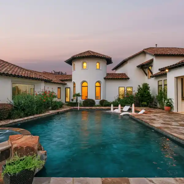 EXCEPTIONAL ESTATE IN THE HUNTINGTON AT SHAVANO PARK