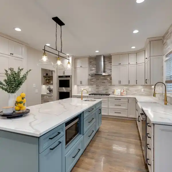 RECENTLY UPDATED ENTERTAINER'S DREAM HOME