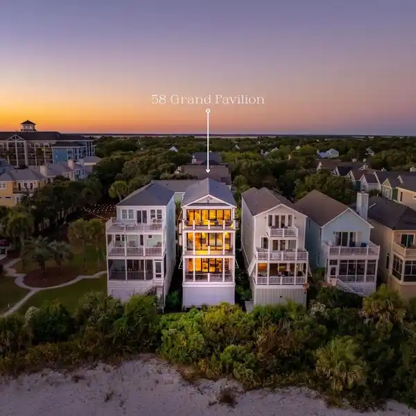 OCEANFRONT RETREAT IN THE GRAND PAVILION OF WILD DUNES RESORT