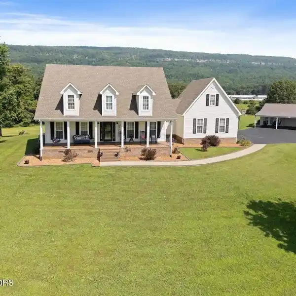WINDY RIDGE FARM