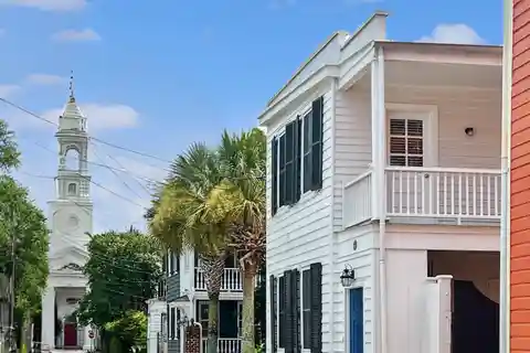 Thoughtfully Updated Early 19th Century Single House