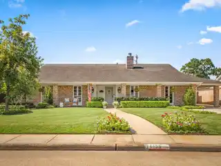 Stylish Move-In Ready Home in an Ideal Location