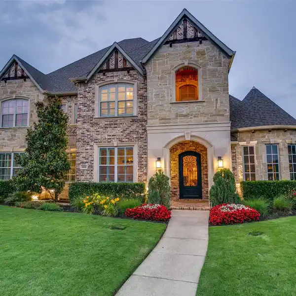 EXQUISITE HOME LOVINGLY BUILT BY KOSS MAYKUS