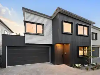 Stylish New Build with Family-Friendly Layout