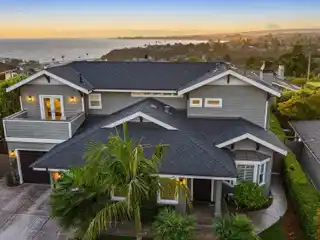 Stunning Coastal Retreat with Spectacular Ocean Views