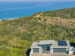 Off-Grid Luxury Living with Sea Views