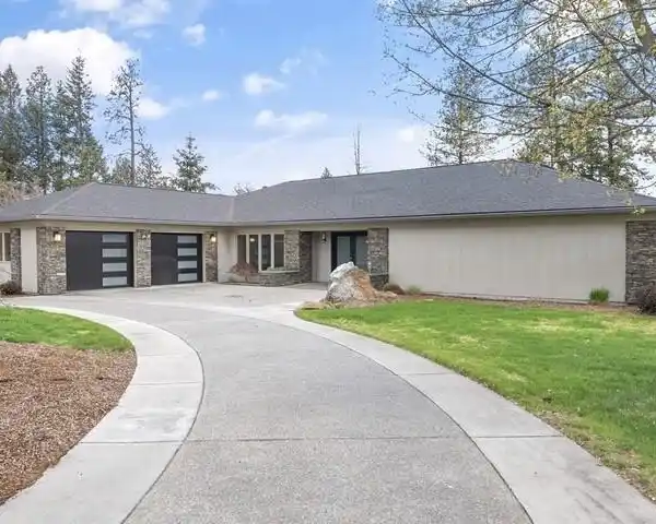 FULLY RENOVATED ONE-LEVEL RANCHER