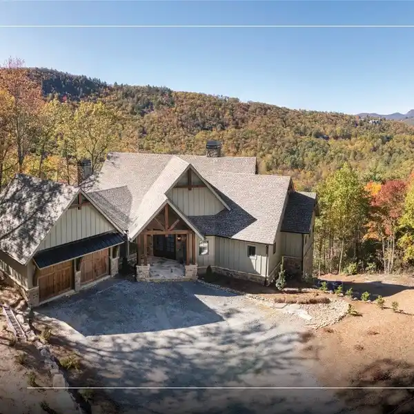 NEW CUSTOM CONSTRUCTION IN CEDAR HILL