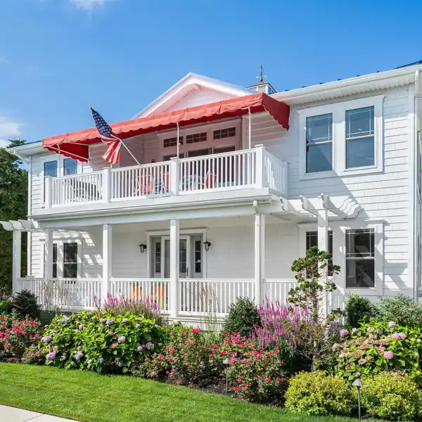 ELEVATED COASTAL LUXURY IN THE HEART OF STONE HARBOR